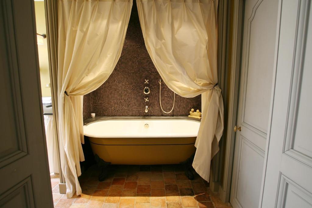 Relais Et Chateaux Michel Trama Puymirol Номер фото